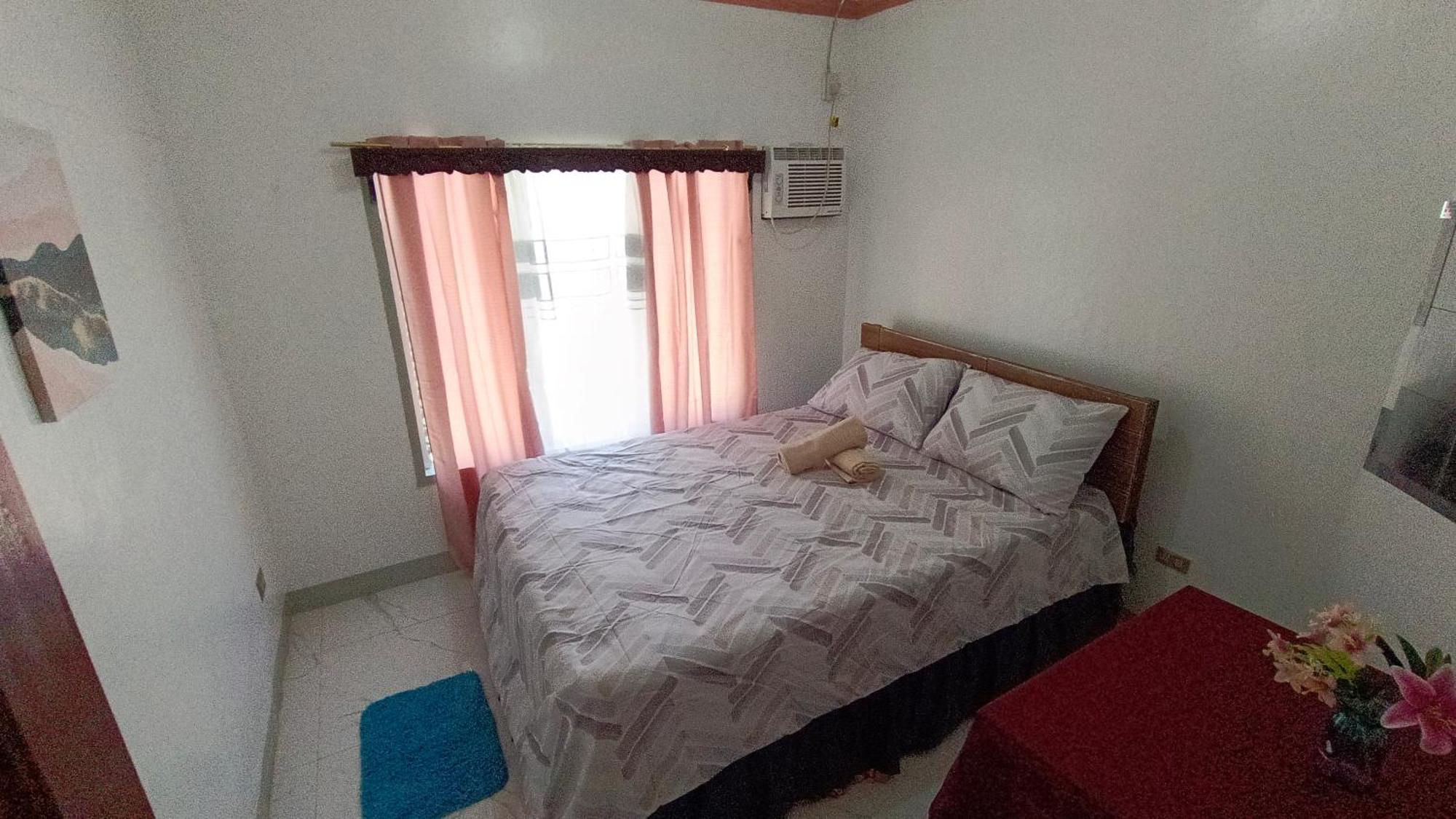 Bella'S Bed & Breakfast Dauis Buitenkant foto