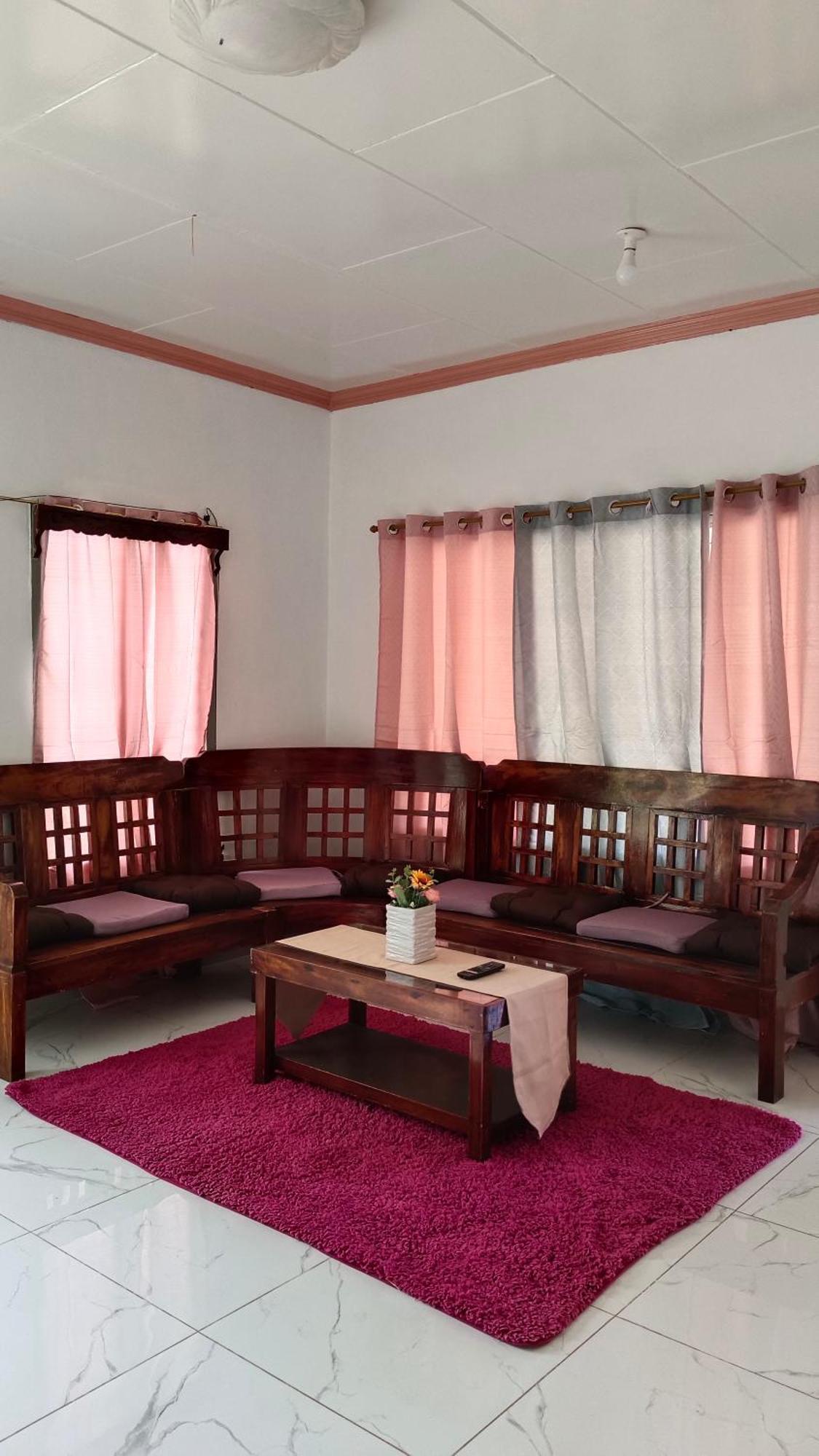 Bella'S Bed & Breakfast Dauis Buitenkant foto
